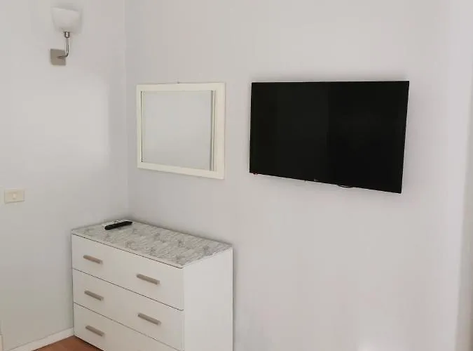 Zona Castello Apartment